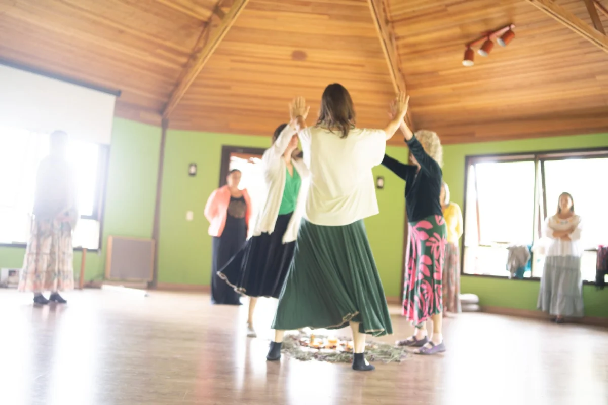 Imersão em Dança Circular Borboleta em Flor | 24 a 26/10